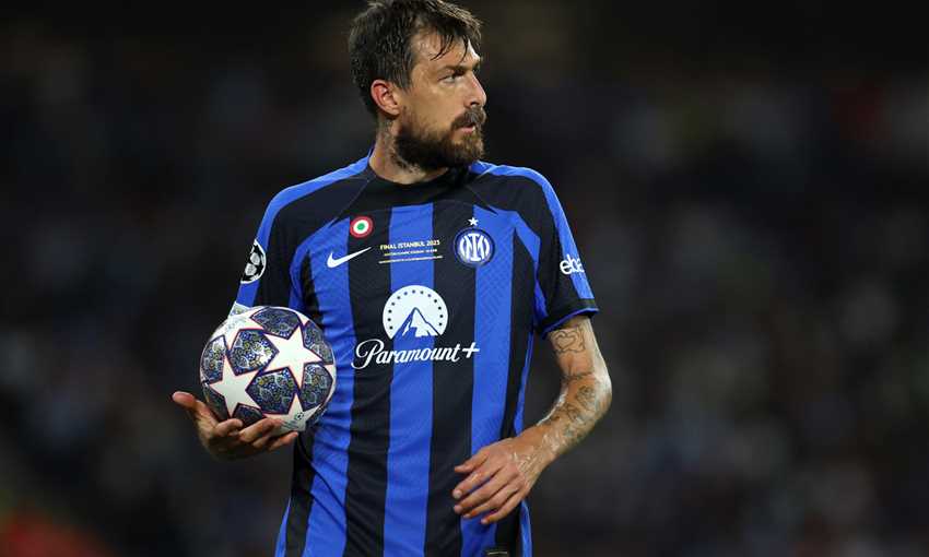 الهلال يبدأ المفاوضات لضم فرانشيسكو أتشيربي