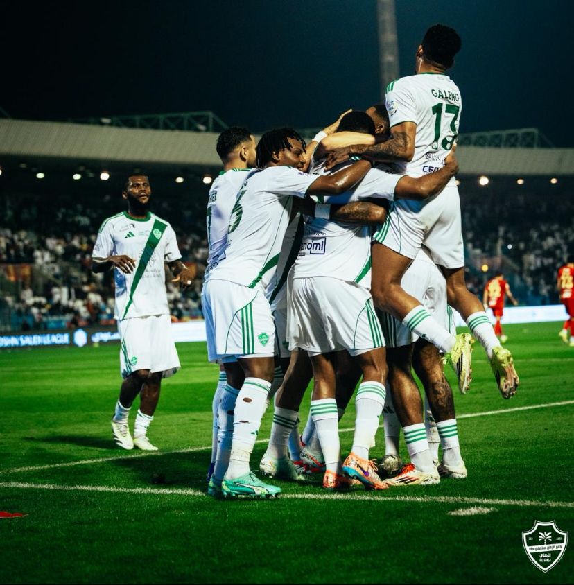 أدهم مخادمة حكما لمباراة الأهلي و جوهور الماليزي