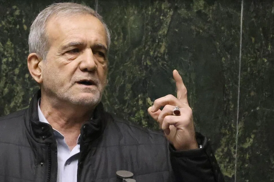 بزشكيان للأمريكيين: هل تخدم حرب الشرق الأوسط شعار «أمريكا أولًا»؟