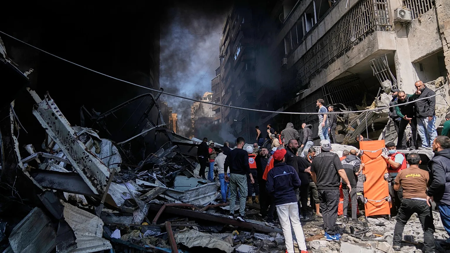 حصيلة دموية غير نهائية.. 182 قتيلًا و890 جريحًا بغارات إسرائيل بلبنان