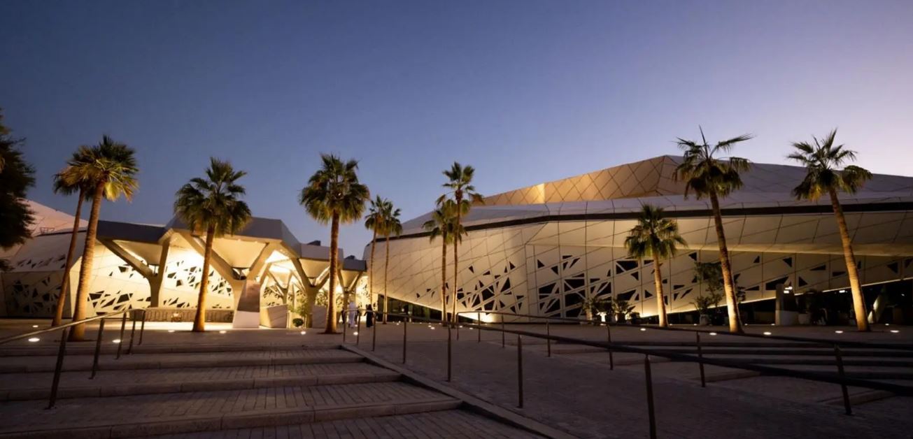 وزيرا الطاقة والثقافة يفتتحان متحف «الذهب الأسود» في الرياض 