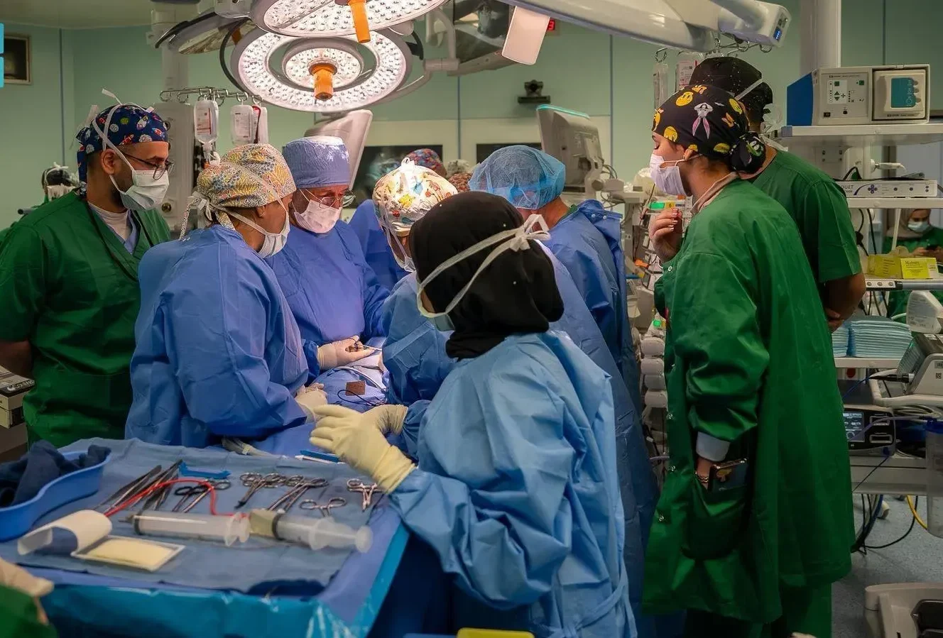 إنجاز طبي سعودية.. نجاح فصل توأم ملتصق في مستشفى الملك عبدالله التخصصي