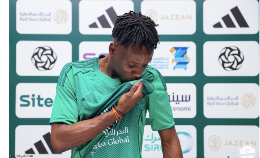 الأهلي يمدد إعارة هوساوي ‬