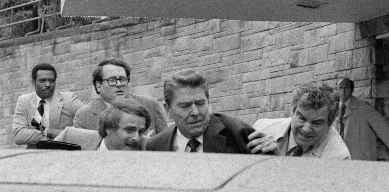 بين ريغان وترمب.. هل يصبح «واشنطن هيلتون» فندق الاغتيالات؟