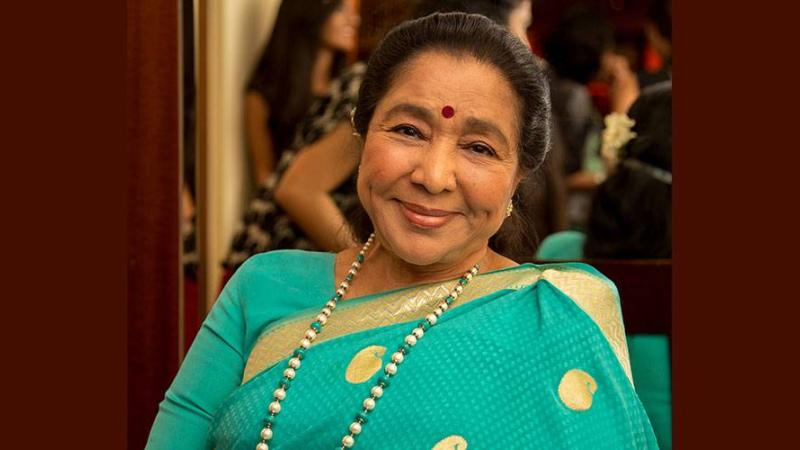 وفاة المغنية الهندية آشا بوسلي.. و«مودي» ينعاها