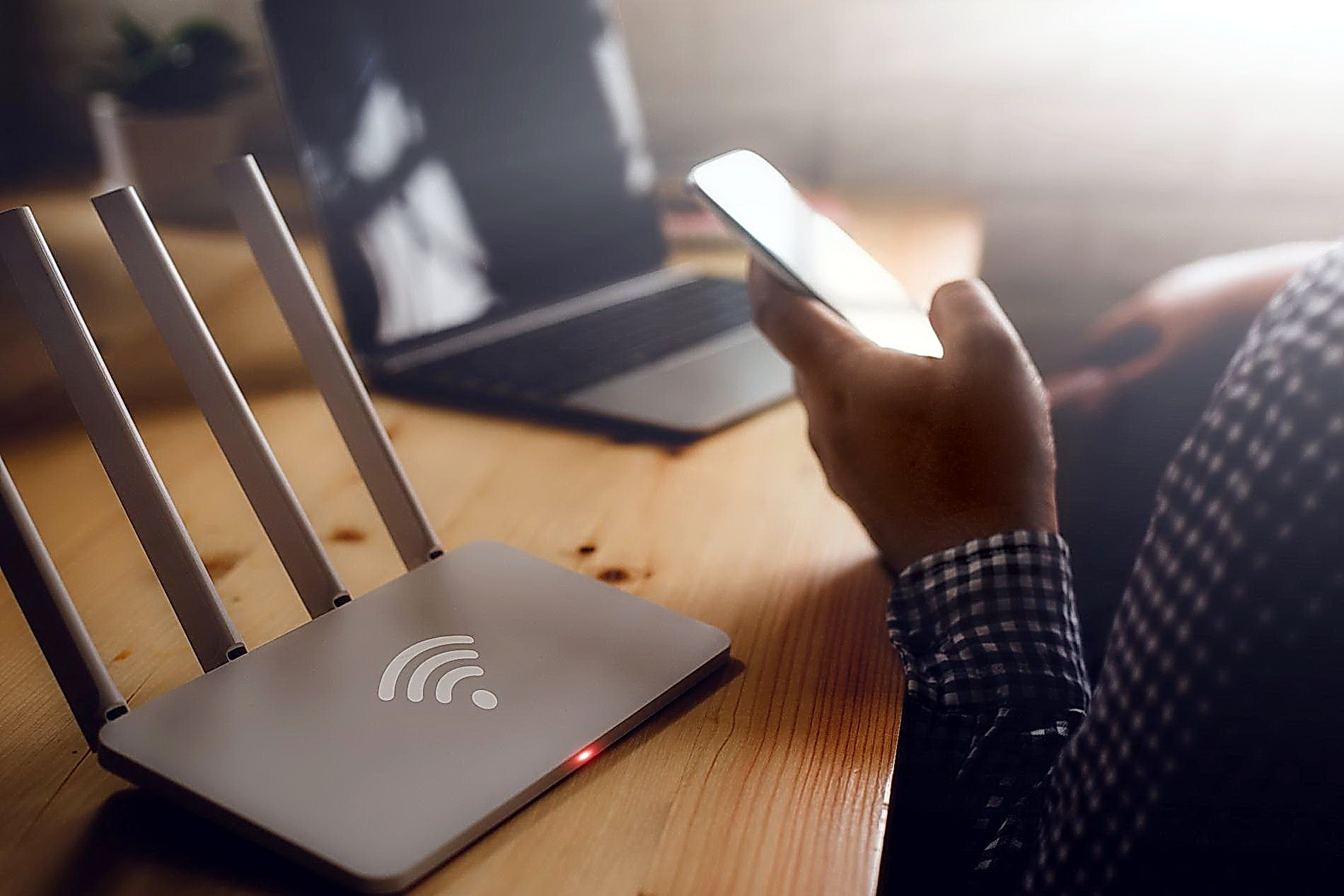 تفاصيل باقات الإنترنت المنزلي من زين وأسعارها