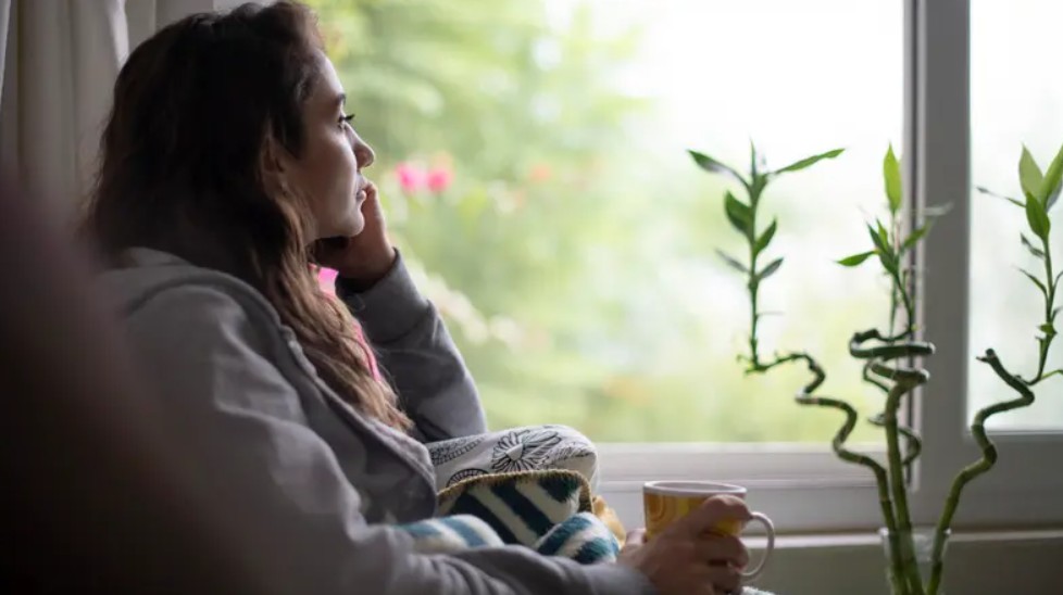 الشعور بالوحدة يرتبط بزيادة أمراض صمامات القلب