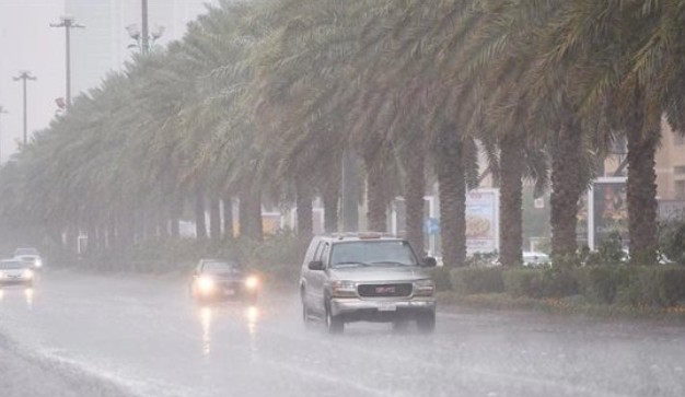 رياح مثيرة للغبار وأمطار متفرقة.. توقعات الطقس للأسبوع الحالي