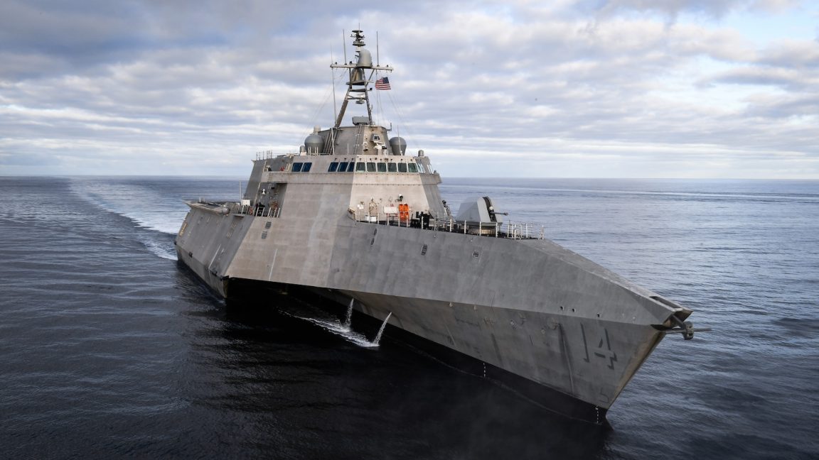 انقطاعات «ستارلينك» تعطل زوارق الحرب الأمريكية