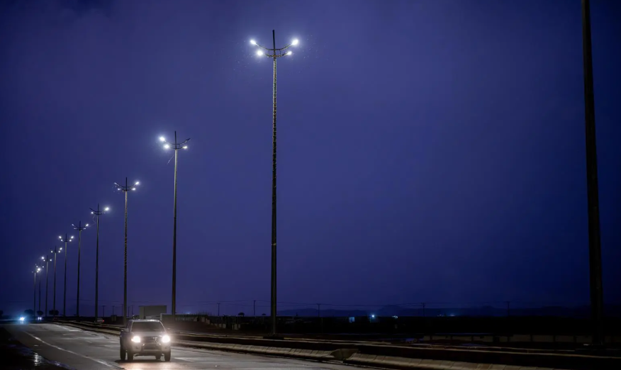 أمطار متوسطة إلى غزيرة وزخات برد على تبوك وتيماء