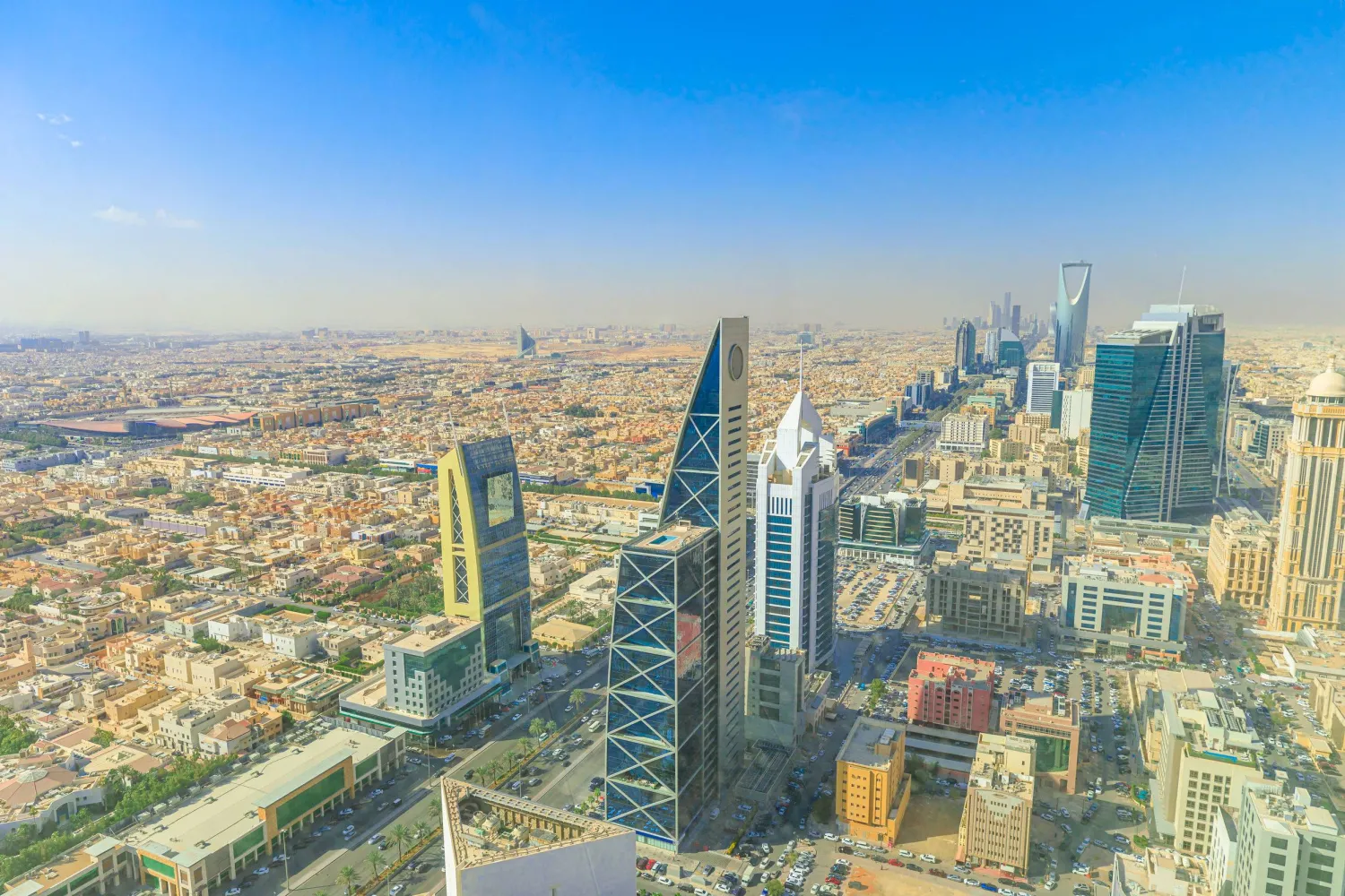 السعودية توظف بنيتها النفطية لحماية الأسواق من اضطرابات الحرب