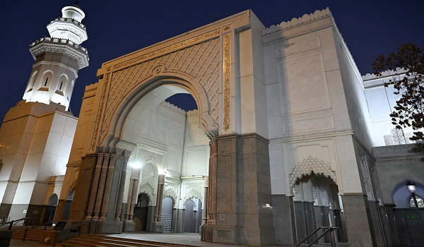 جامع الملك عبدالعزيز.. رؤية معمارية حديثة في أقدس بقاع الأرض تقرير