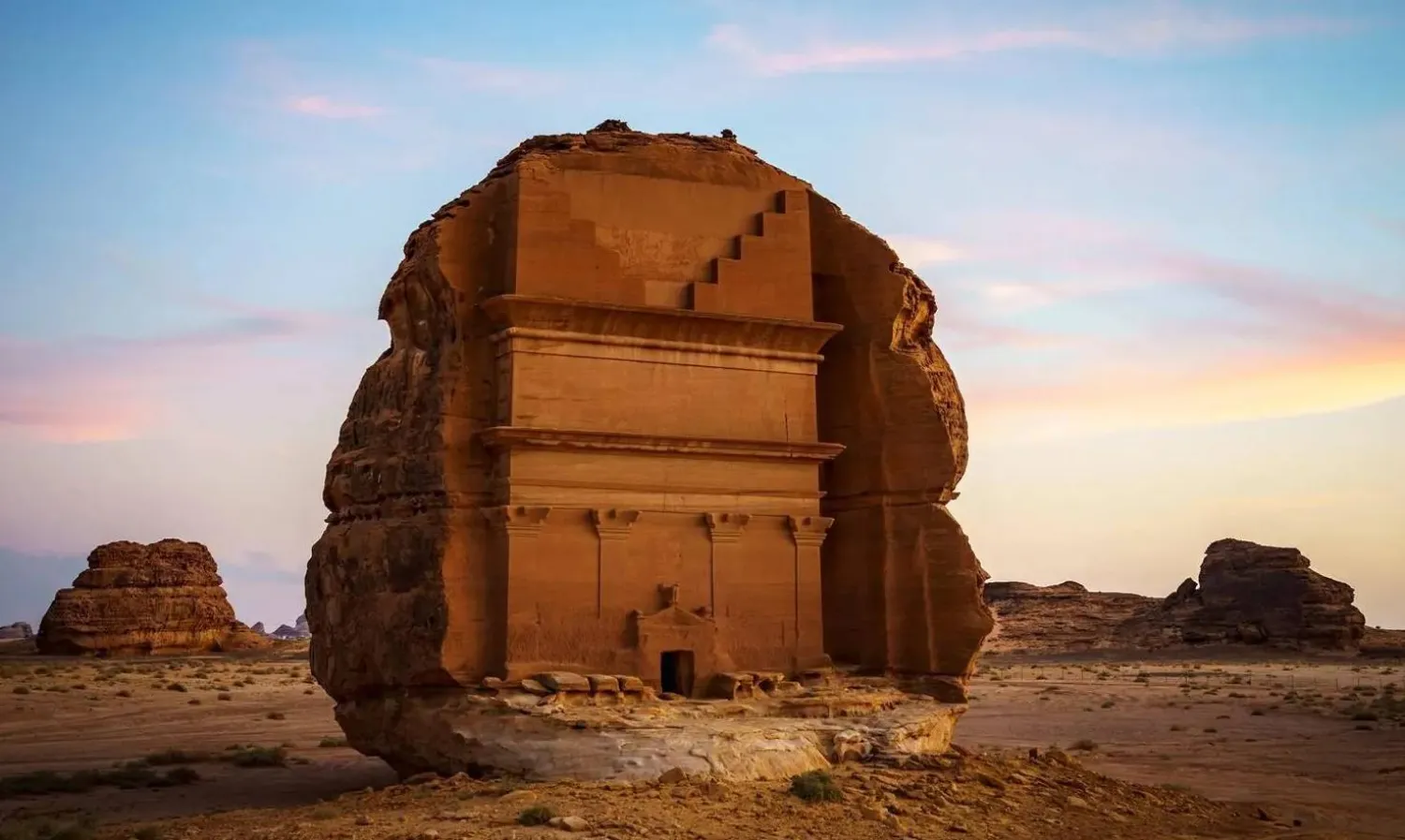 بين الحجر ودادان وجبل عكمة.. العلا تعيد تعريف مفهوم المتحف الحي