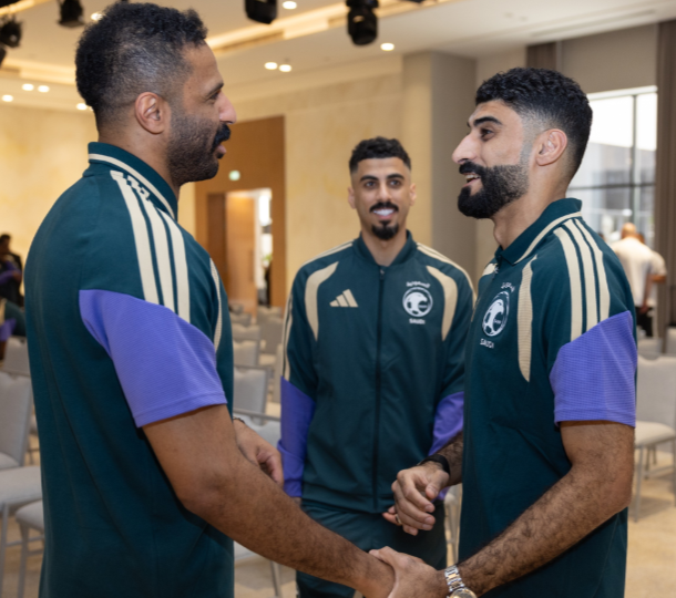 بعثة الأخضر تطير إلى أمريكا لخوض كأس العالم
