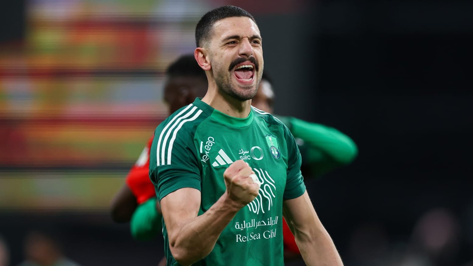 الانضباط توقف ديميرال وتغرمه 165 ألف ريال بسبب النصر