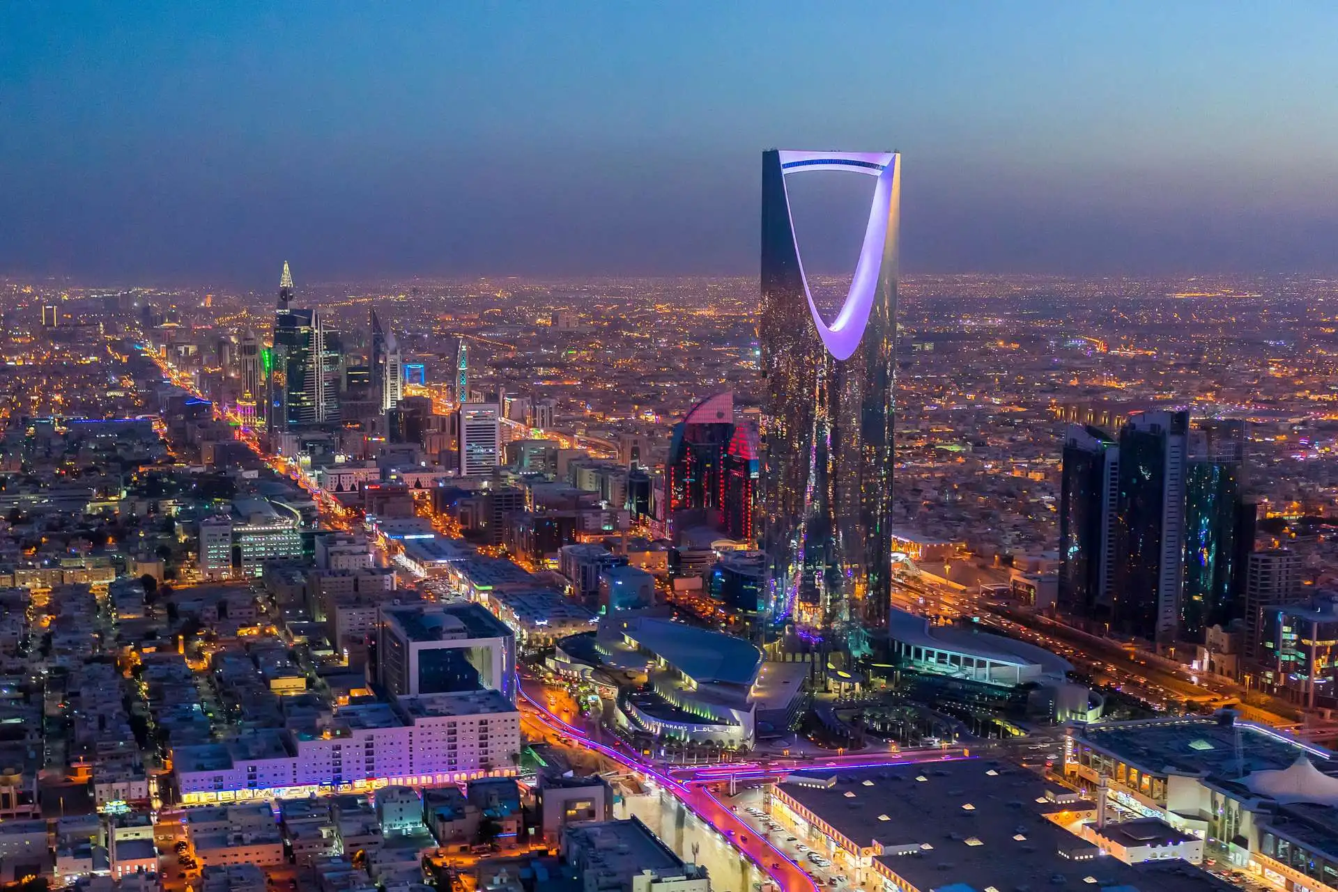 السياحة في السعودية: بنية تحتية ذكية تجذب الزائرين
