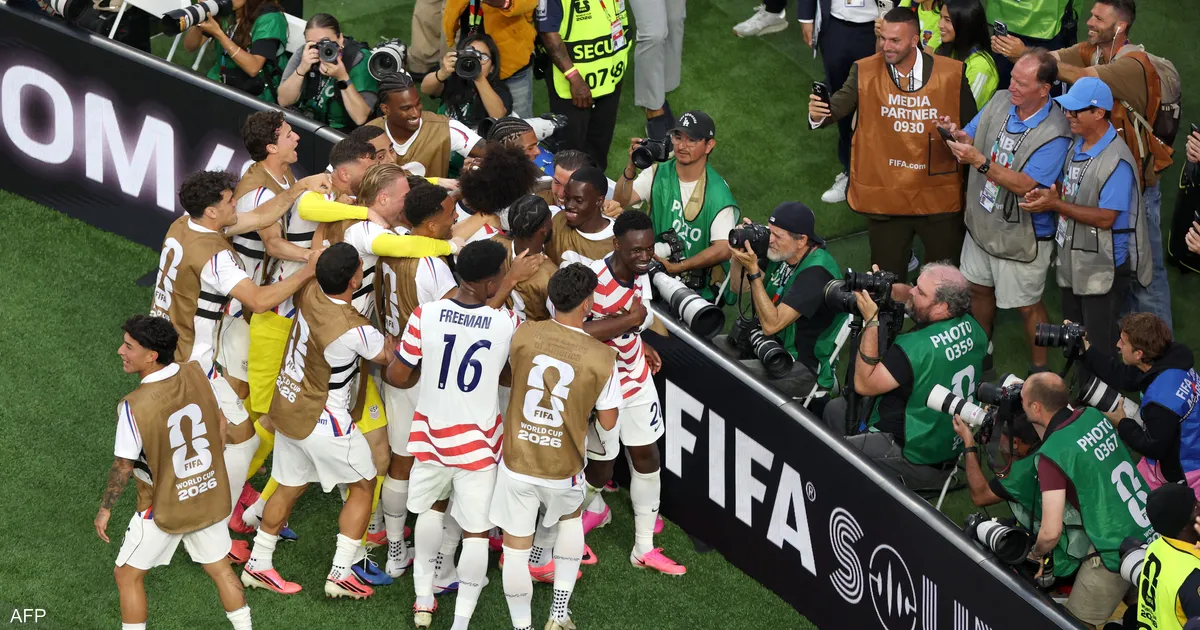 أمريكا تسحق باراجواي برباعية مقابل هدف في كأس العالم