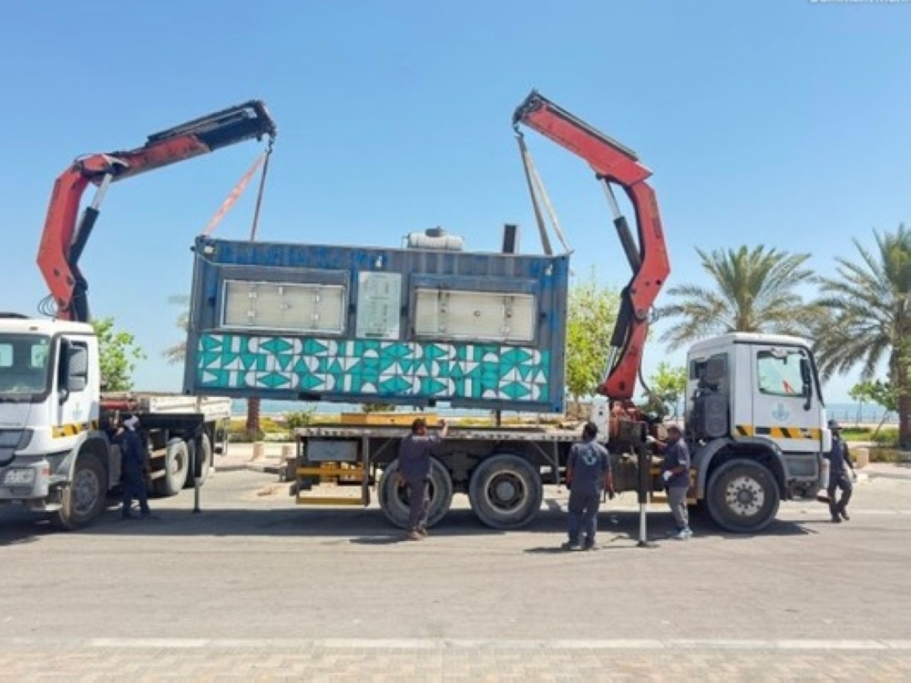 بعد انتهاء المهلة.. بلدية الدمام تزيل عربات البيع العشوائية في حي الشاطئ