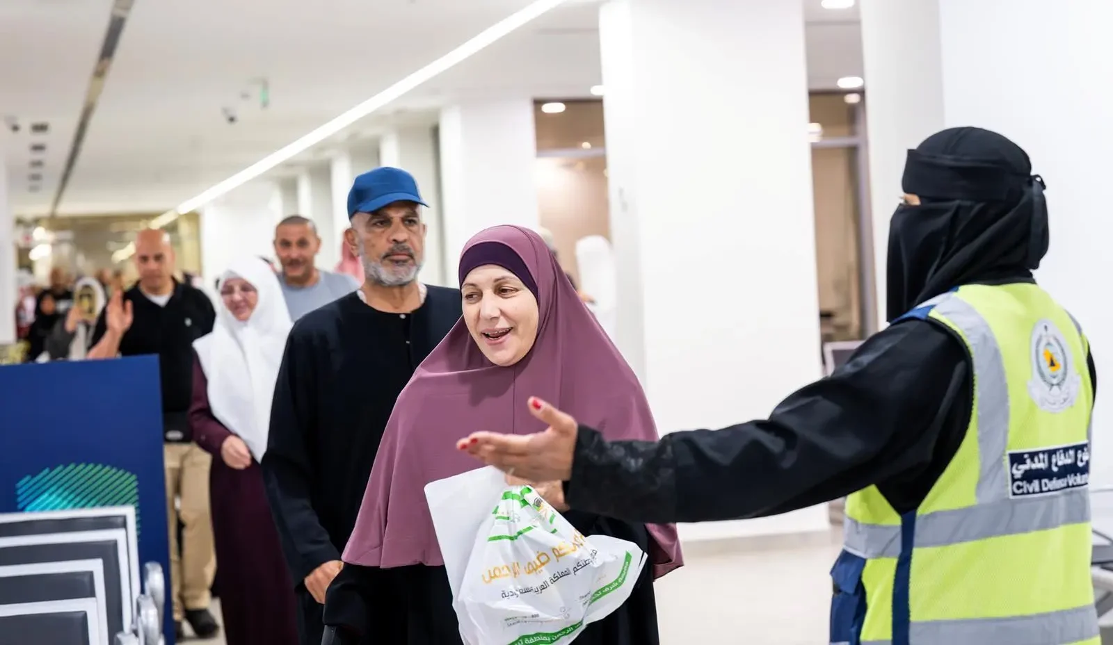رحلة إيمانية اكتملت.. الحجاج يغادرون عبر حالة عمار بذكريات لا تُنسى