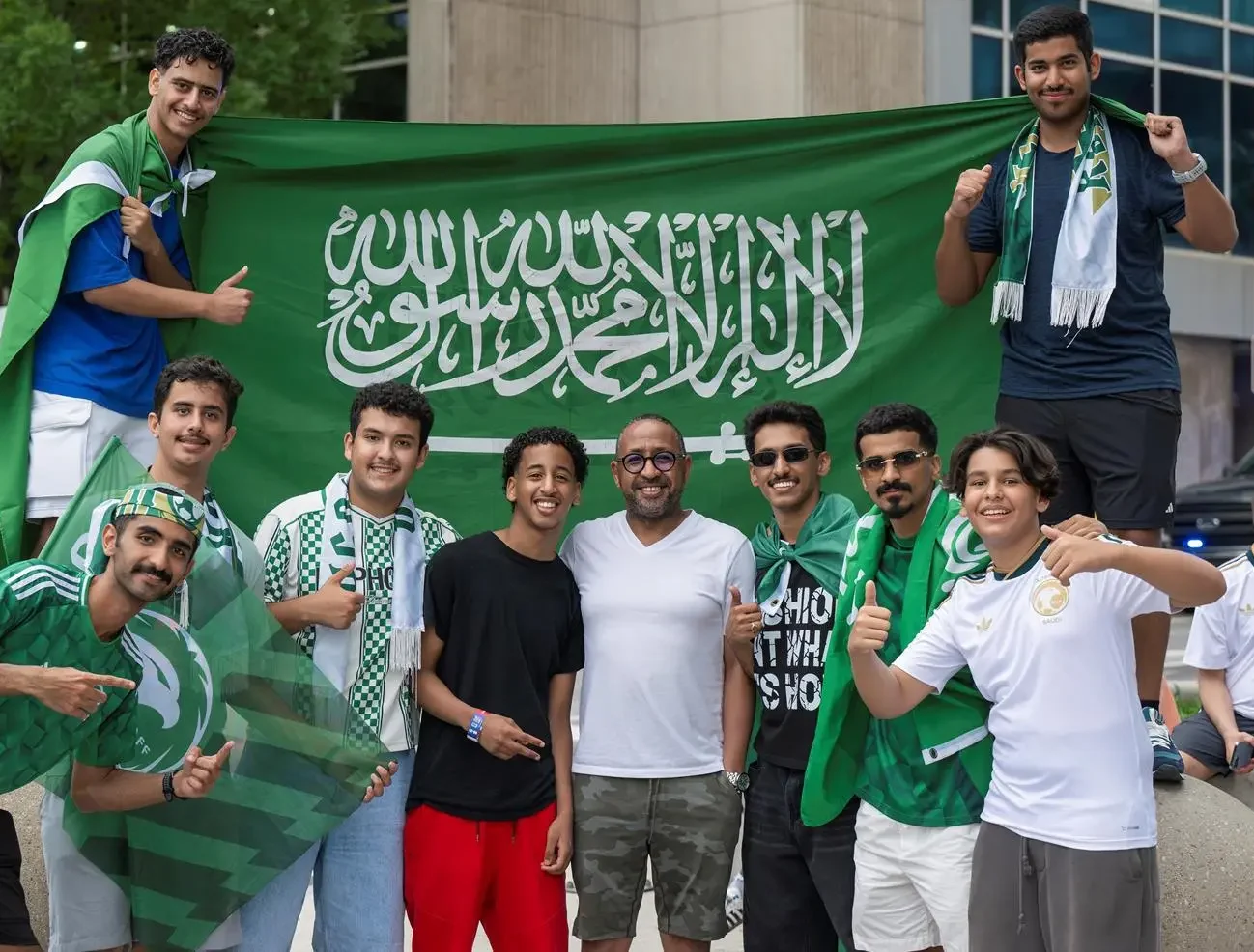 دعم استثنائي للأخضر في أتلانتا.. مسيرات سعودية وأهازيج قبل مواجهة إسبانيا