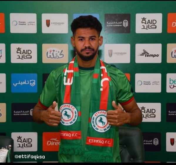 الاتحاد يوقف مفاوضات غريب ويتجه لضم الغنام