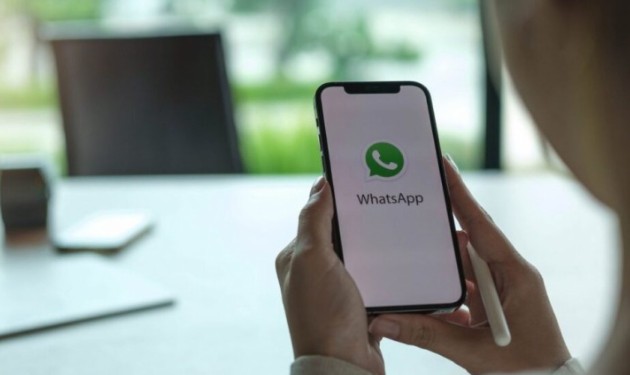 ميزة منتظرة لمستخدمي iOS.. واتساب يقترب من إطلاق جدولة الرسائل