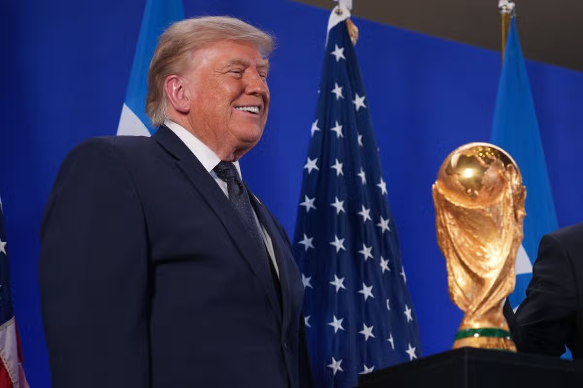 لماذا غاب ترامب عن مباريات المونديال؟ وهل يحضر النهائي الليلة؟