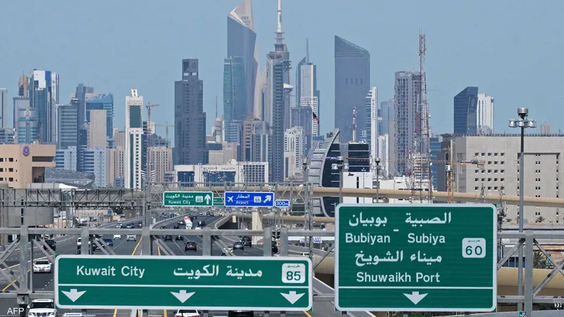 الدفاعات الجوية الكويتية تتصدى لهجمات طائرات مسيرة معادية إيرانية