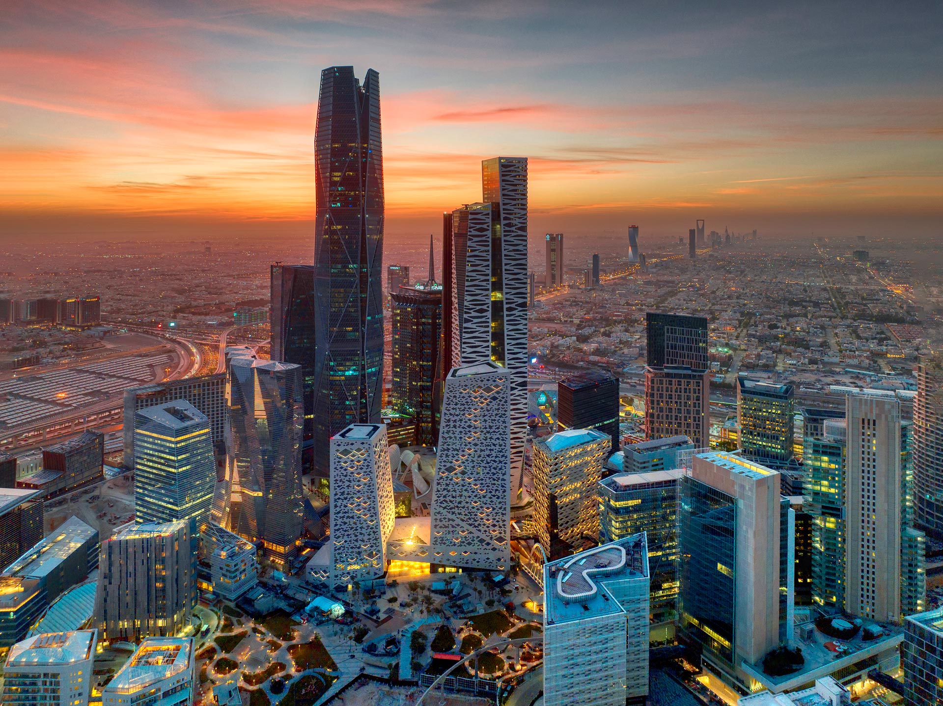 نمو الإيرادات التشغيلية 11.4% في مايو الماضي