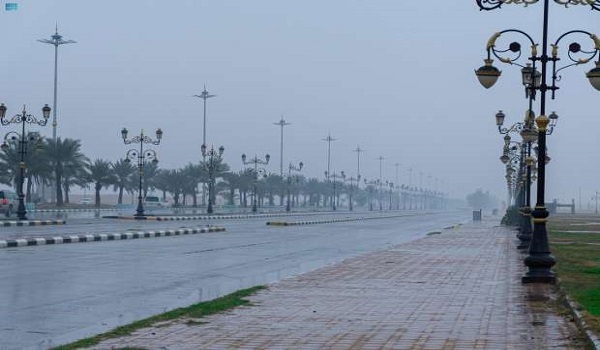 طقس المملكة.. أمطار على الجنوب ورياح نشطة تؤثر على مناطق واسعة