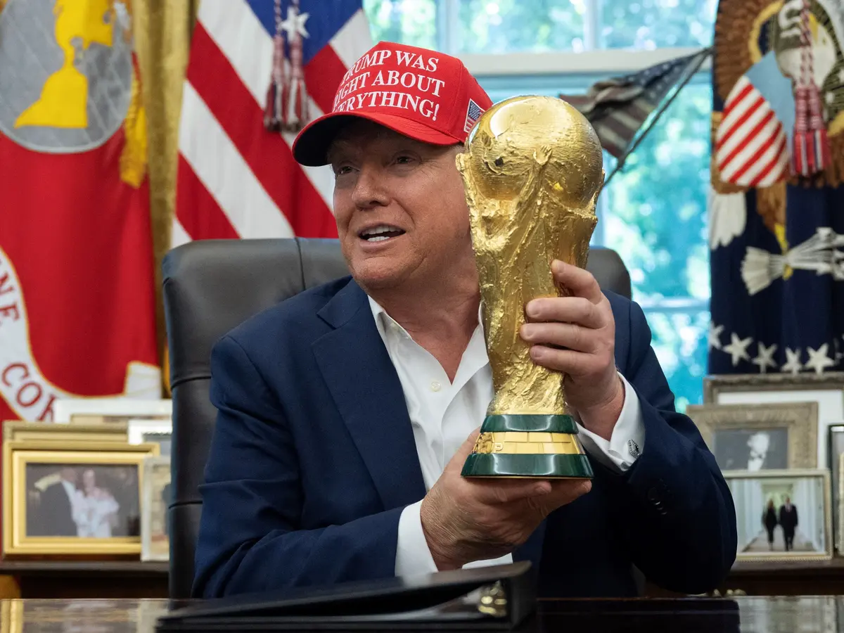 ترامب يسلّم كأس العالم 2026 لبطل مواجهة إسبانيا والأرجنتين