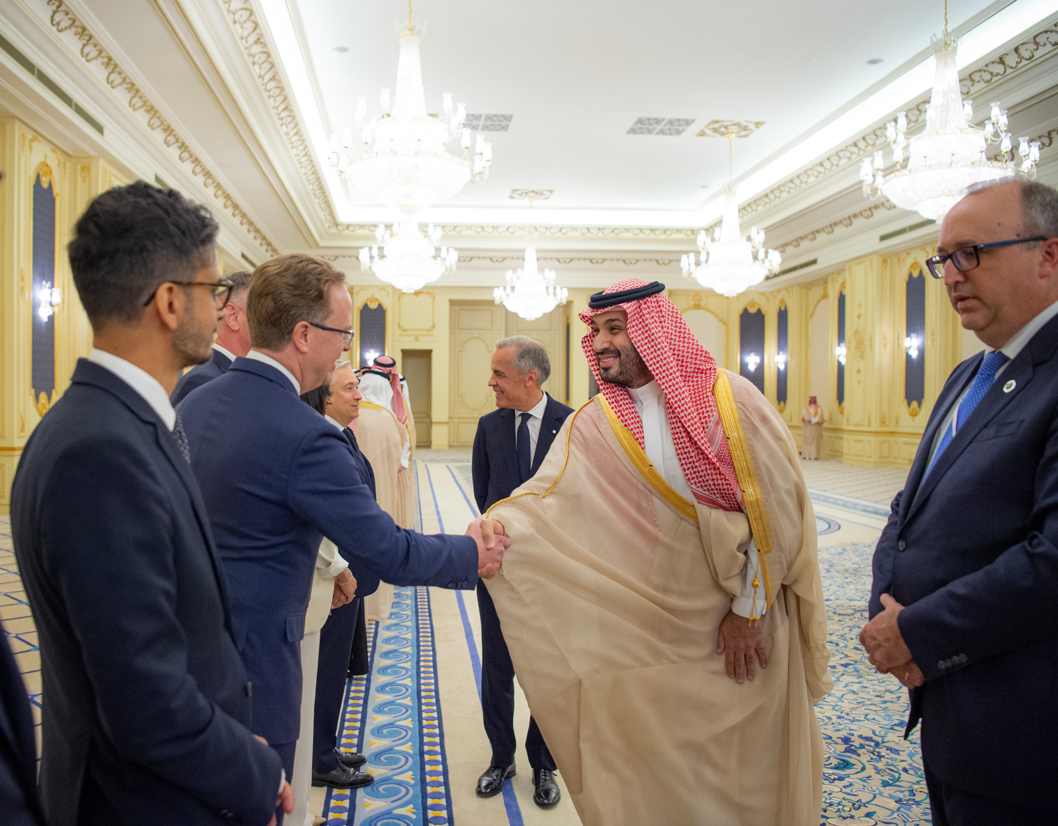 زيارة تاريخية بعد 26 عامًا.. ولي العهد يستقبل رئيس وزراء كندا في جدة لتدشين «شراكة استثمارية مستدامة»