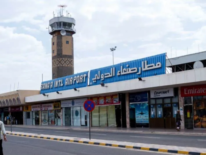 الحكومة اليمنية ترحب بمبادرة الأردن لاستئناف رحلات مطار صنعاء