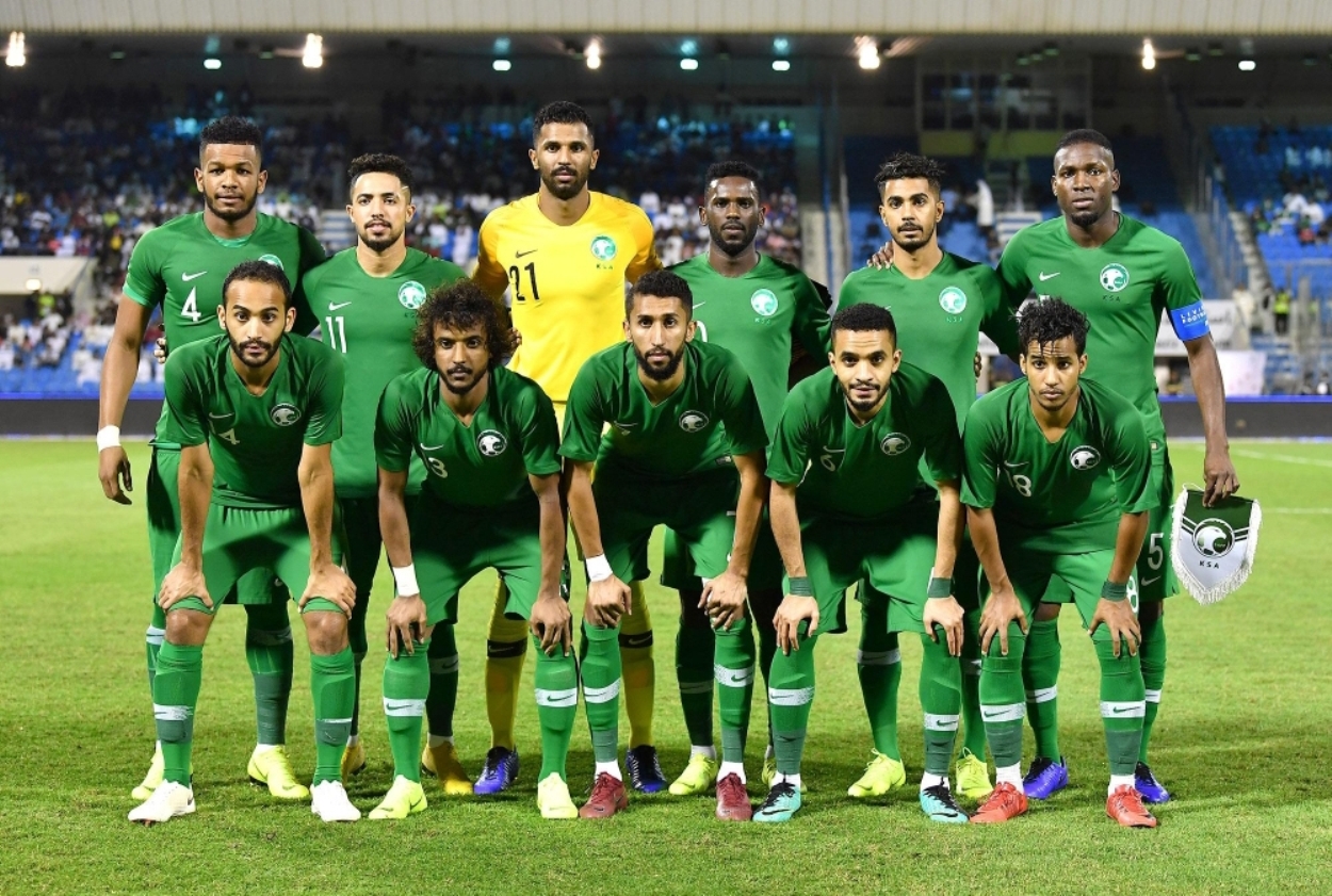 مشاهدة مباراة السعودية والإمارات بث مباشر