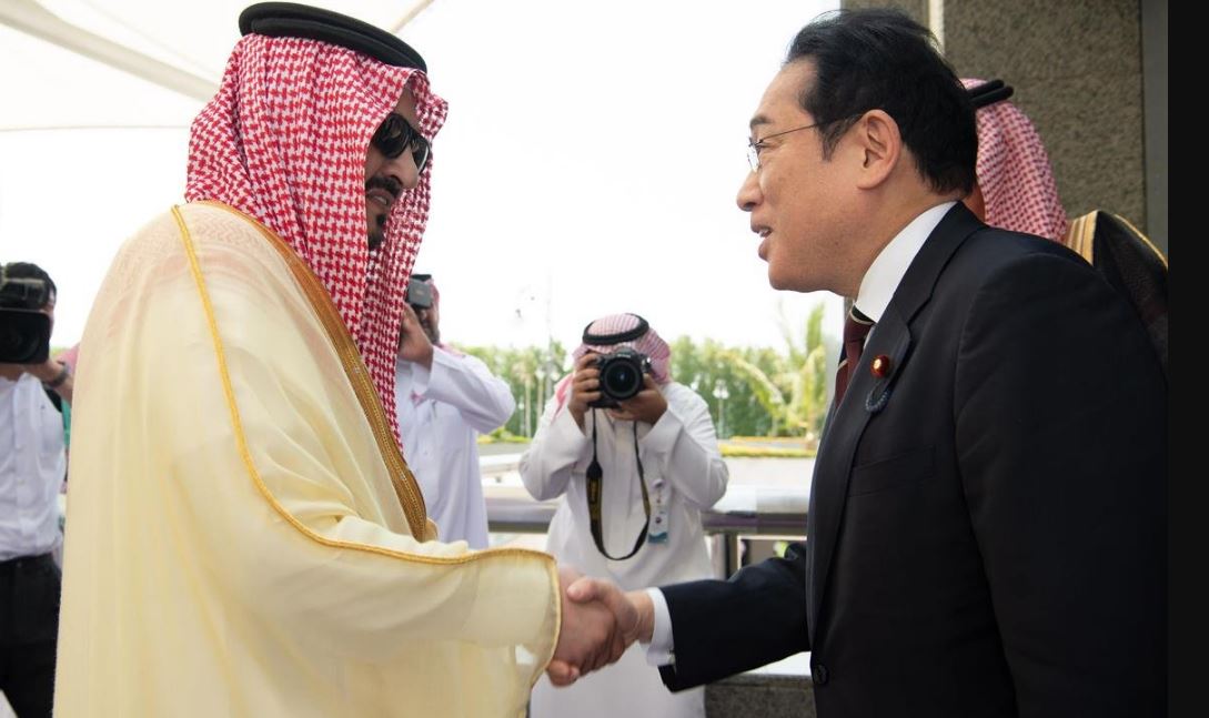 زيارة رئيس وزراء اليابان إلى السعودية