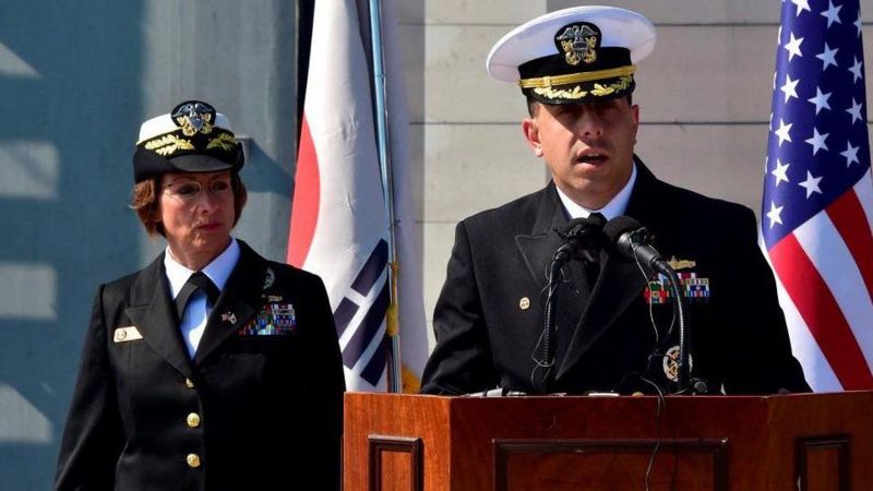 ليزا فرانشيتي المرشحة لقيادة القوات البحرية الأمريكية