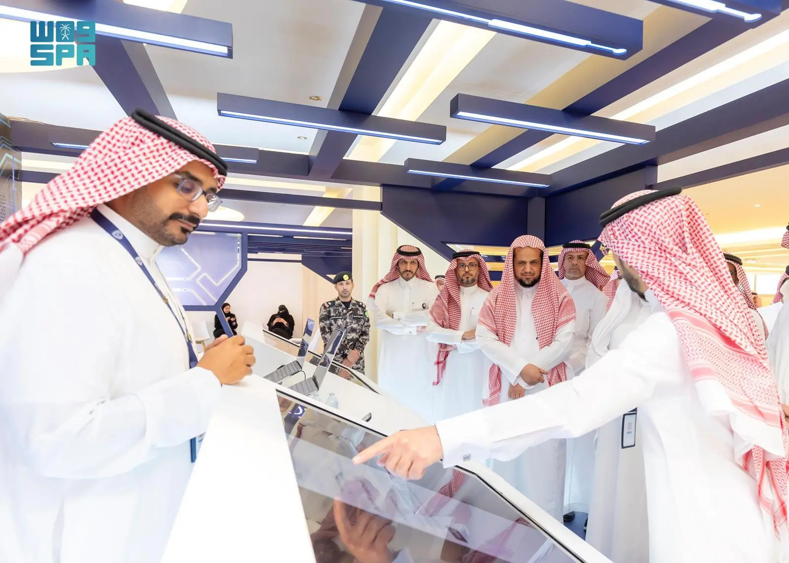 النائب العام يفتتح المعرض المتنقل للتوعية بالأمن السيبراني في الرياض