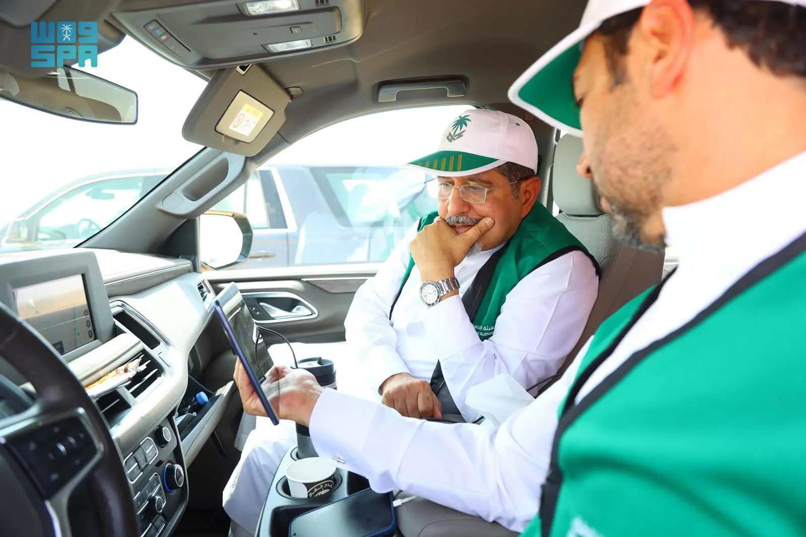 رئيس هيئة الطرق المكلف يتفقد عدداً من المشاريع في منطقة الرياض باستخدام الدرون