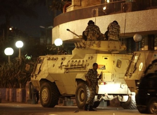 مركبات مدرعة تابعة للجيش المصري
