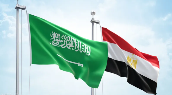 علم السعودية ومصر