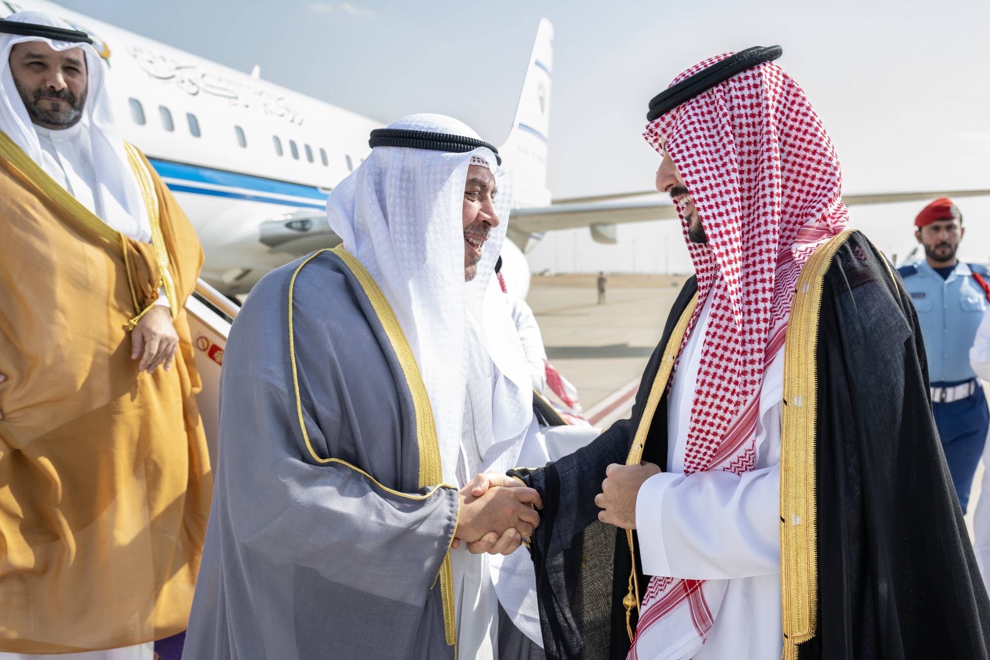 وزير الدفاع السعودي الأمير خالد بن سلمان لدى استقباله نظيره الكويتي الشيخ أحمد الفهد بالرياض